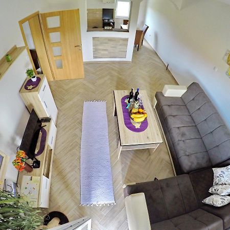 Apartments Pravica เทรบินเย ภายนอก รูปภาพ